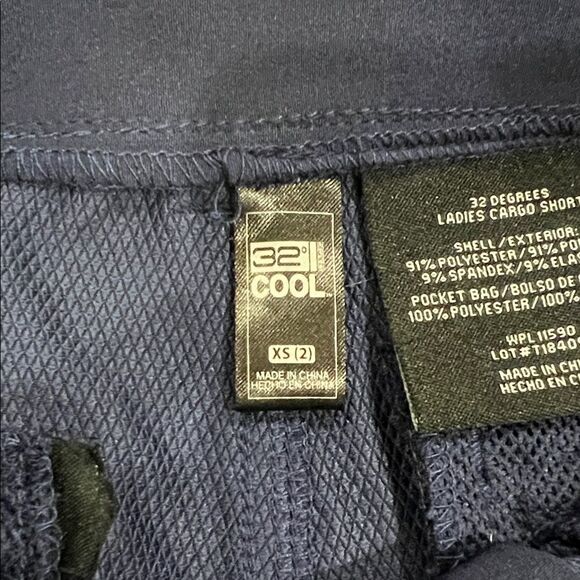 32 Degrees Men's Dark Blue Flat Front Shorts - Picture 2 of 2